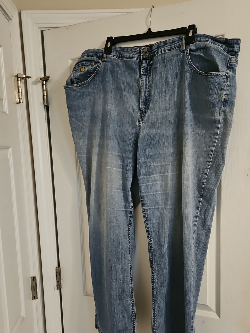 Gloria Vanderbilt Straight Leg Light Blue Jeans